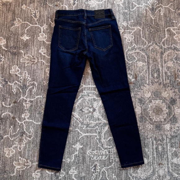 Banana Republic BRAND NEW MID-RISE SKINNY JEAN - Picture 7 of 10